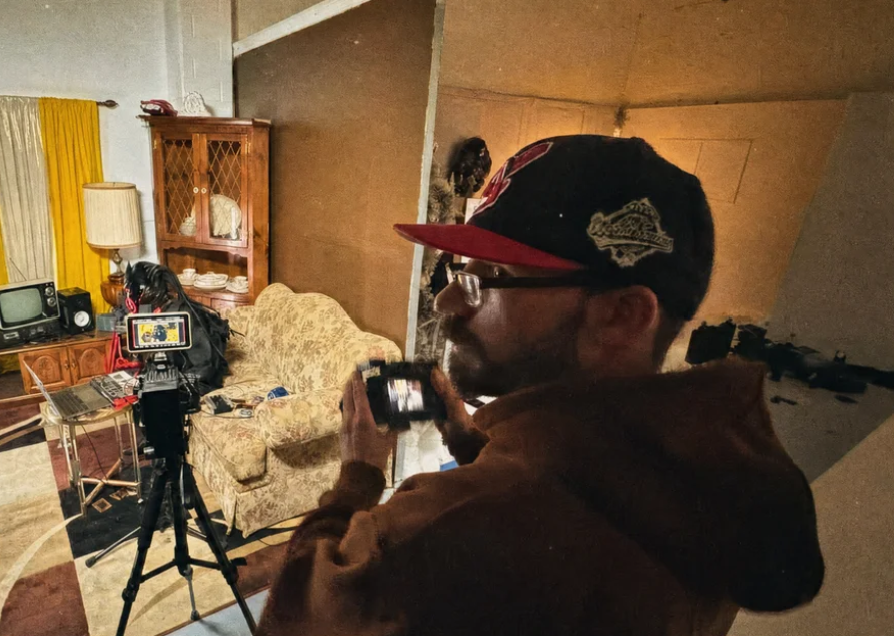 Jon Dubber — On set